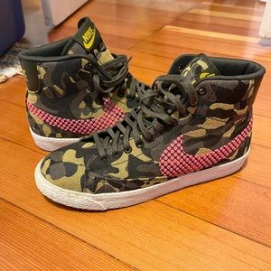 Nike blazer camo